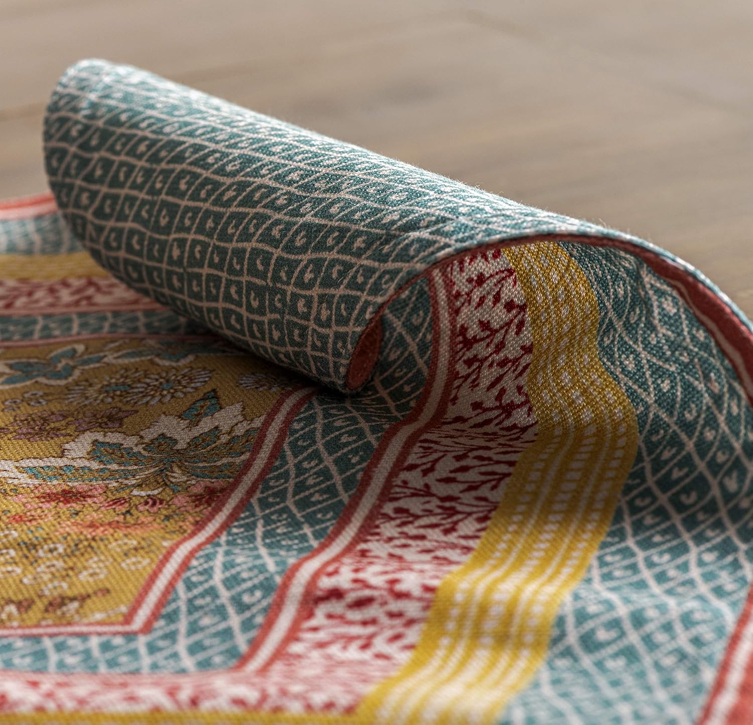 Maison d' Hermine Placemats Set of 4 100% Cotton Washable Cloth Place Mats Reusable Table Mats for Kitchen Dining Party Wedding Valentines Day Decorations Spring/Summer (Marquise, 13" x 19")